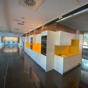 Küche von Aktiv Ladenbau Küche von Aktiv Ladenbau